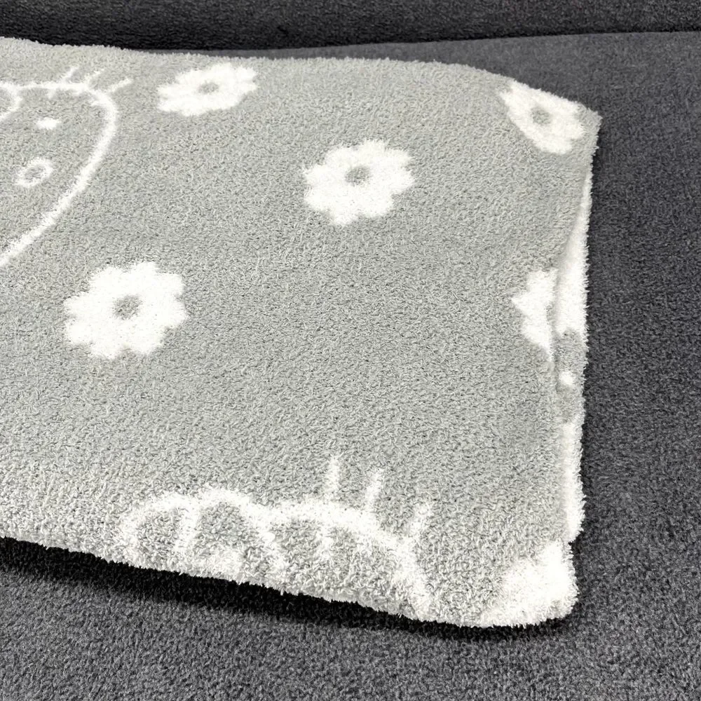 HELLO KITTY Blanket Gray & White Super Soft Throw Blanket‎ 50